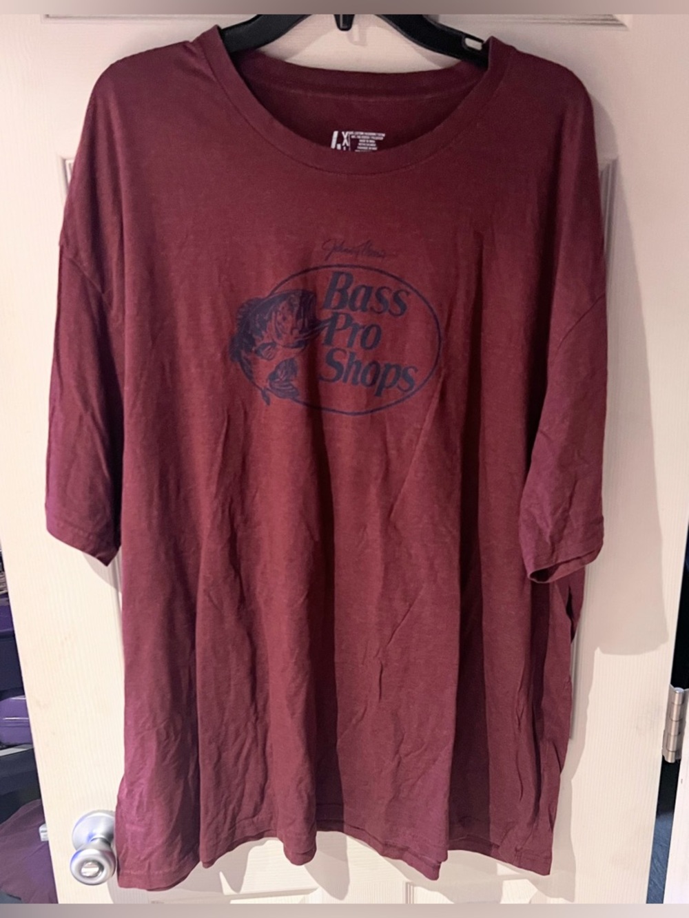 Bass Pro Shops Men's Deep Maroon Graphic Crew Tee